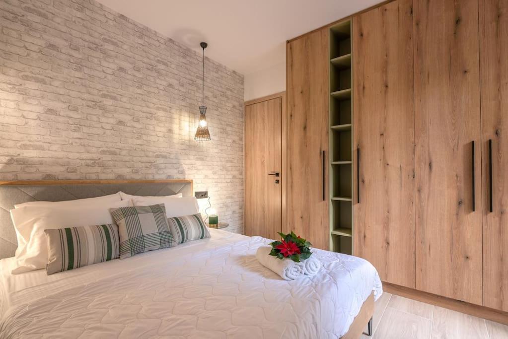 Yro Apartment Ханья Экстерьер фото